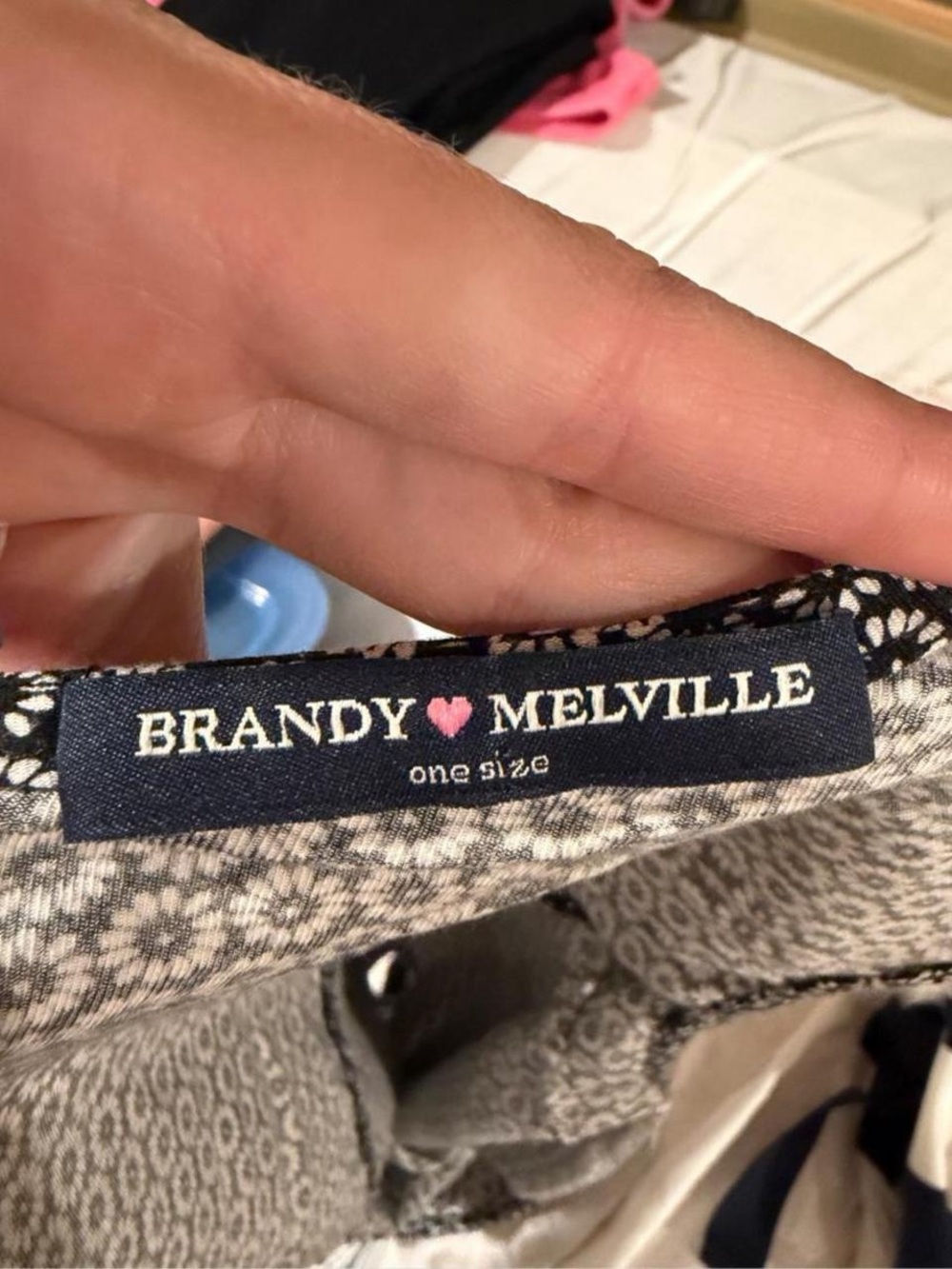 Brandy Melville white & black polka dot crop top / One size #summer #boho - Picture 5 of 5